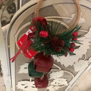 🆕 MERRY BRIGHT Christmas Bells Doorknocker